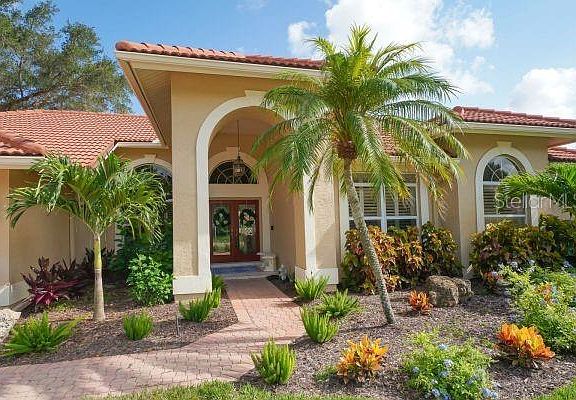 3rd image of 8359 Cypress Hollow Dr