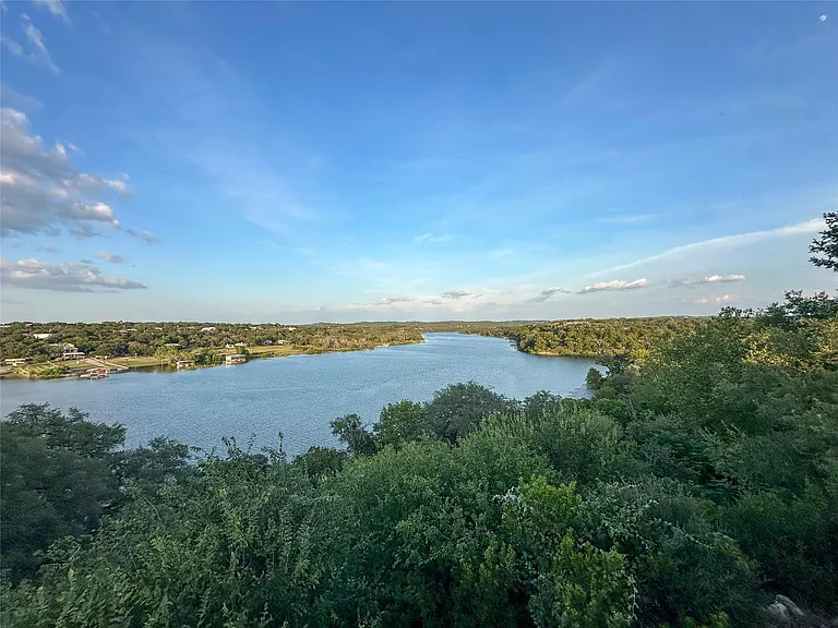 713 Nomad Dr — Photo 21