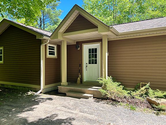 3rd image of 1052 Rat Bay Rd #107-3