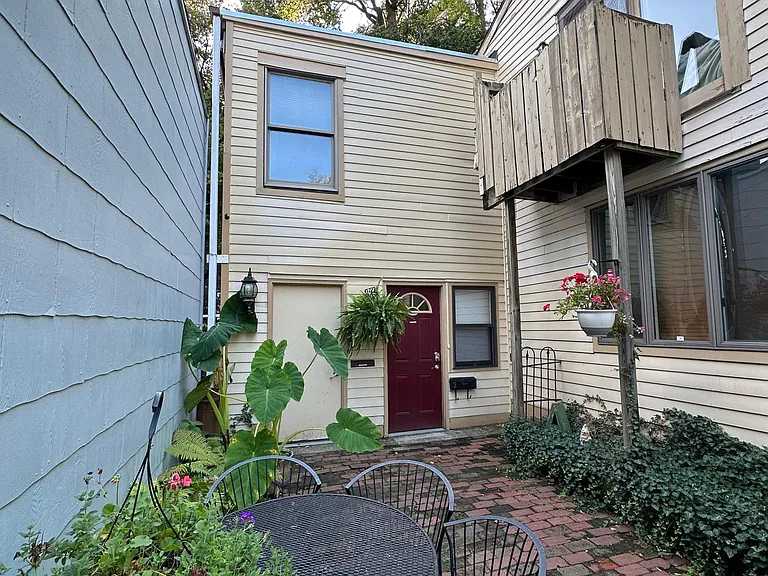 3 W Hollister St #1 — Photo 9