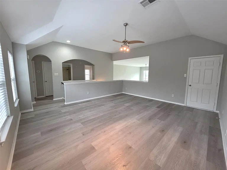 2813 Arbor Brook Ln — Photo 18