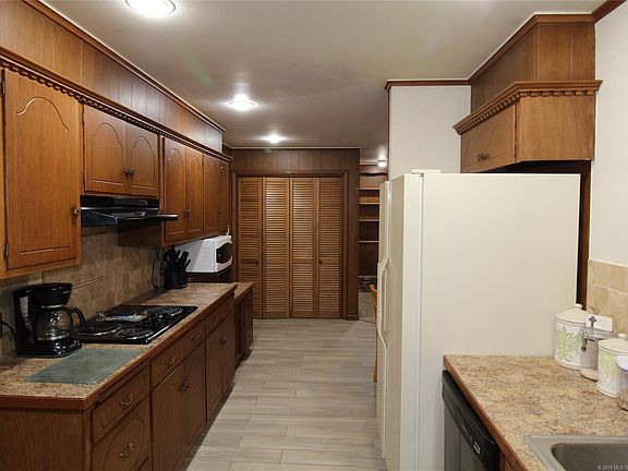 4th image of 2035 S 71st Ave E