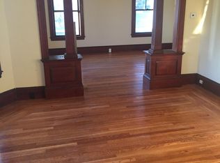 15 12th St, Lowell, MA 01850