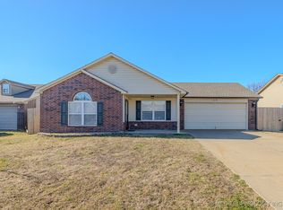 618 S Seminole St, Skiatook, OK 74070