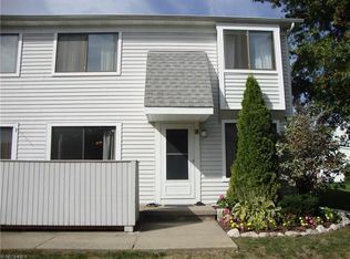 5537 Wrens Ln APT A, Willoughby, OH 44094