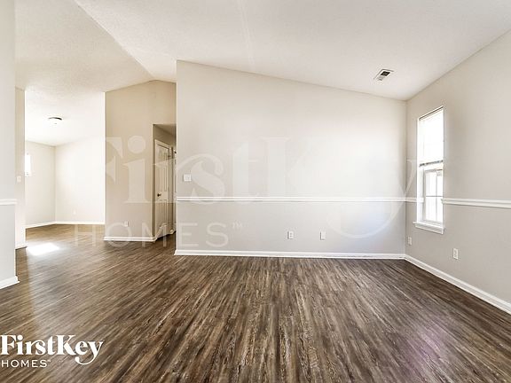 4th image of 5133 Sandy Forge Dr