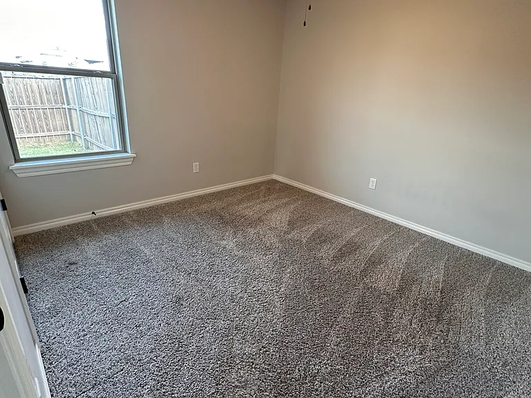1723 Logans Way — Photo 15