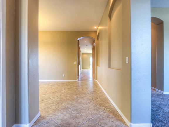 5th image of 44207 W Palo Abeto Dr