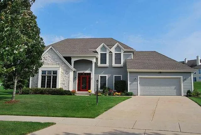 1603 Legend Cir photo 1