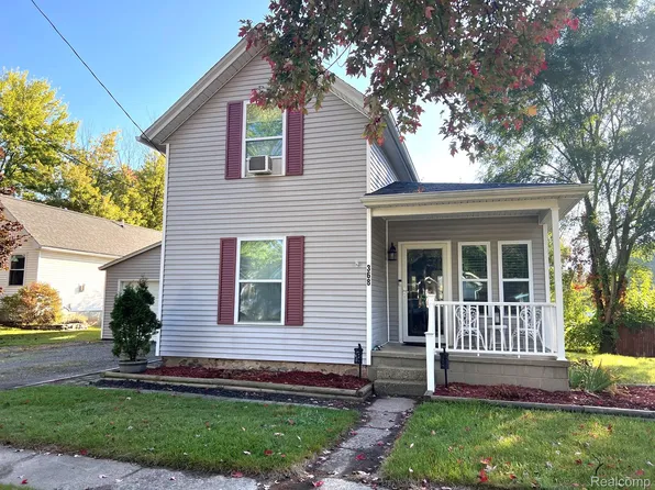 368 Green St, Perry, MI 48872