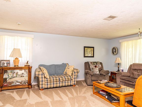 2nd image of 14201 W Hilltop Cir