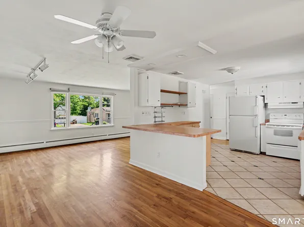 42 Carroll Road, Hamden, CT 06517