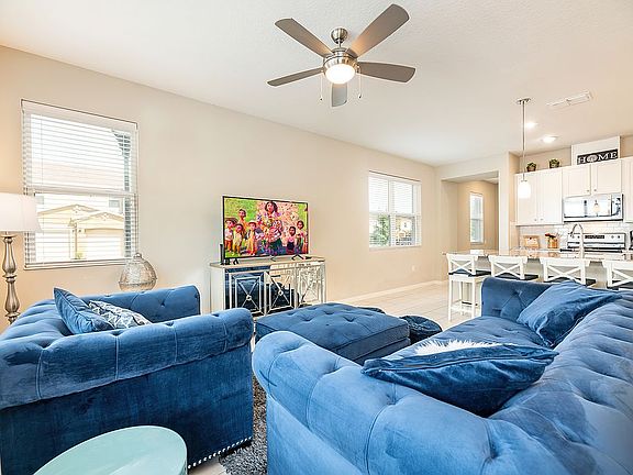 5th image of 5143 Crown Haven Dr