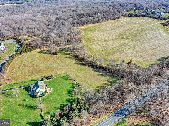 5th image of 15313 Darnestown Rd