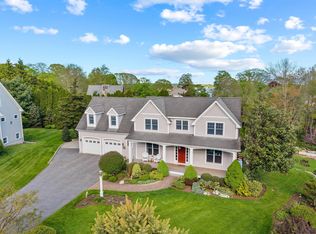 45 Prospect St, Groton, CT 06355