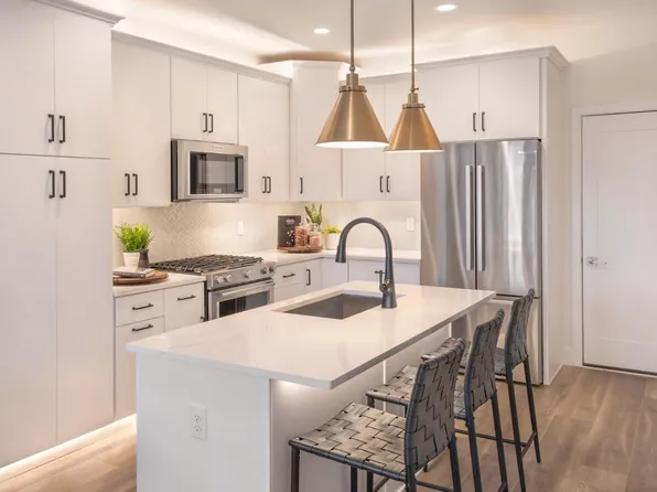 2170 Northbank Pl #186, Philadelphia, PA 19125