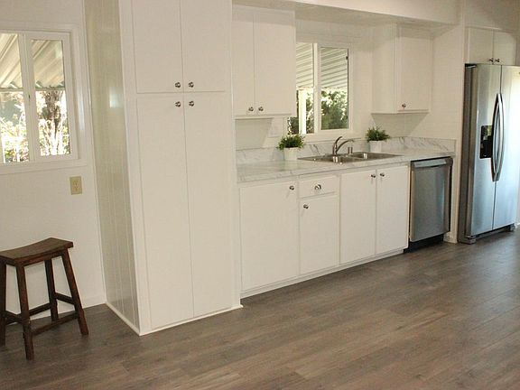 2nd image of 1111 Morse Ave #83