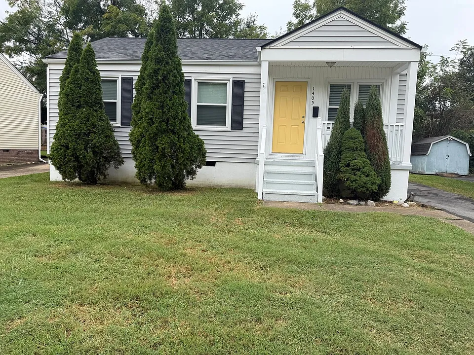 1405 Belmont Dr