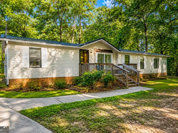 2048 Highway 82, Statham, GA 30666