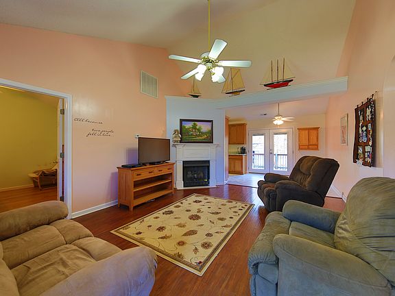 2nd image of 761 Golden Bell Dr