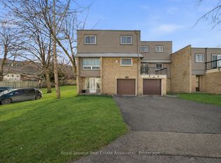 2315 Bromsgrove Rd #111, Mississauga, ON L5J4A6