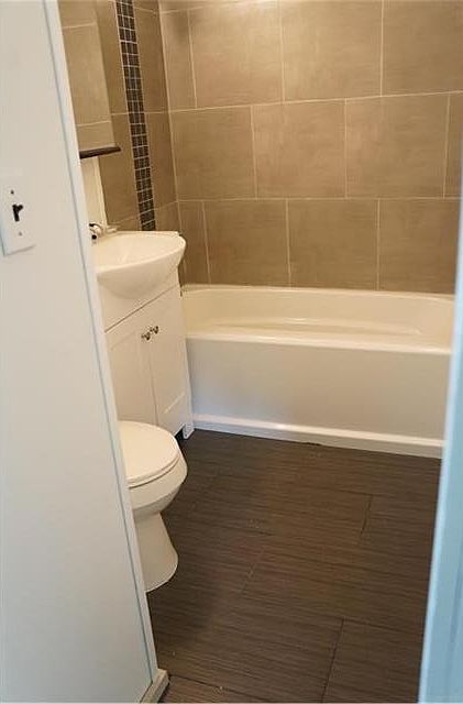 2nd image of 5319 Hardy St