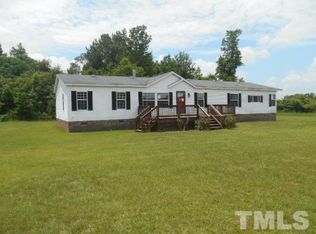 394 Thunder Swamp Rd, Mount Olive, NC 28365