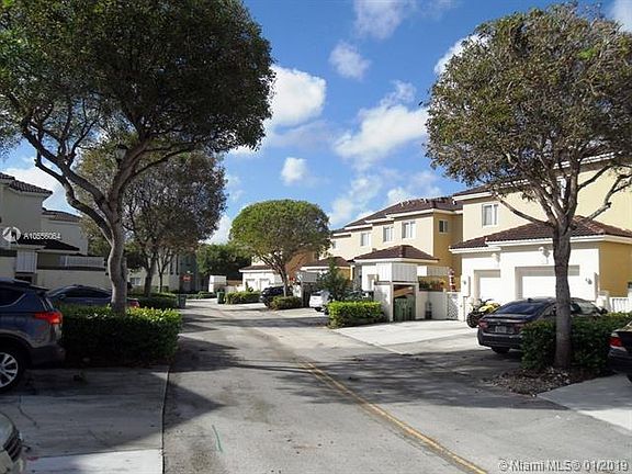 2nd image of 1939 SE 24th Ter #1