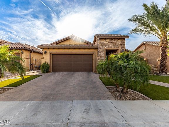 4th image of 6210 S PINALENO Place