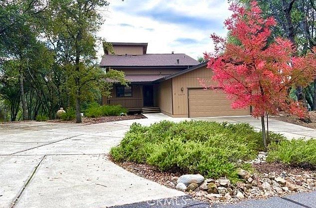 1st image of 12679 Cresthaven Dr
