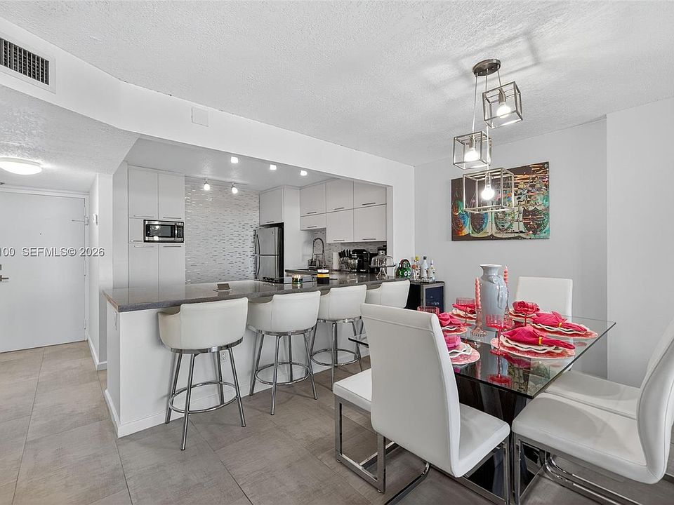 1st image of 2851 NE 183rd St APT 605E