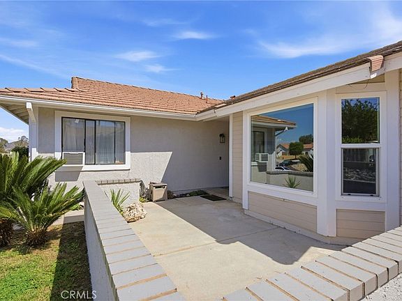 3rd image of 25541 Pegasus Rd