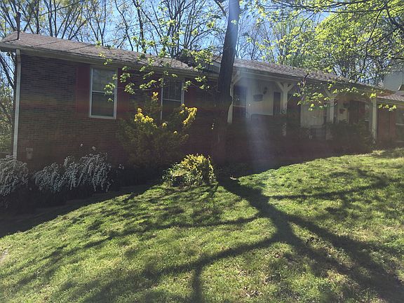 2nd image of 809 Stirrup Dr
