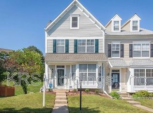 3947 Hartlake St, Woodbridge, VA 22192