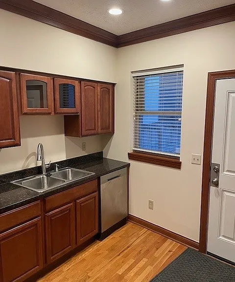 16 Clark Pl — Photo 8