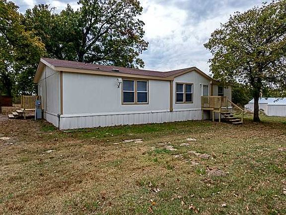 2nd image of 17 Whispering Oaks Dr