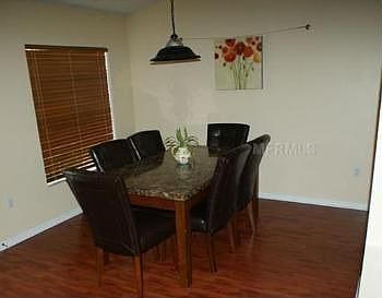 4th image of 3177 Yarmouth Ave