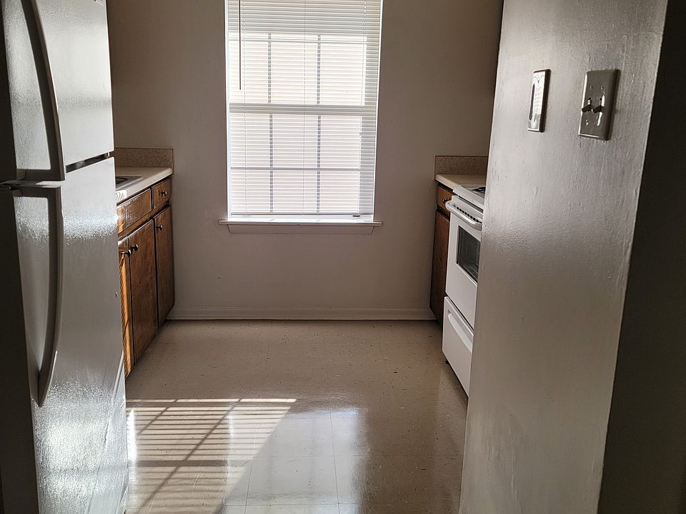 V and B Apartments 720 Addison St Marksville LA Zillow