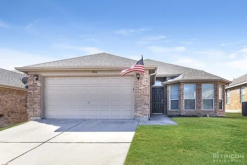 2524 Wakecrest Dr Photo 1