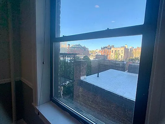 Rented by J PRESTON AND ASSOCIATES INC | media 3