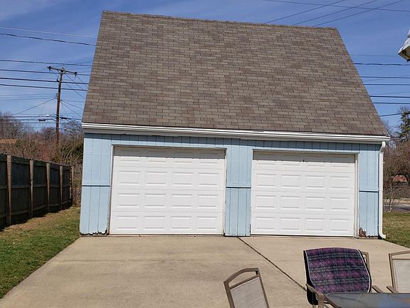 2-car garage with remote openers