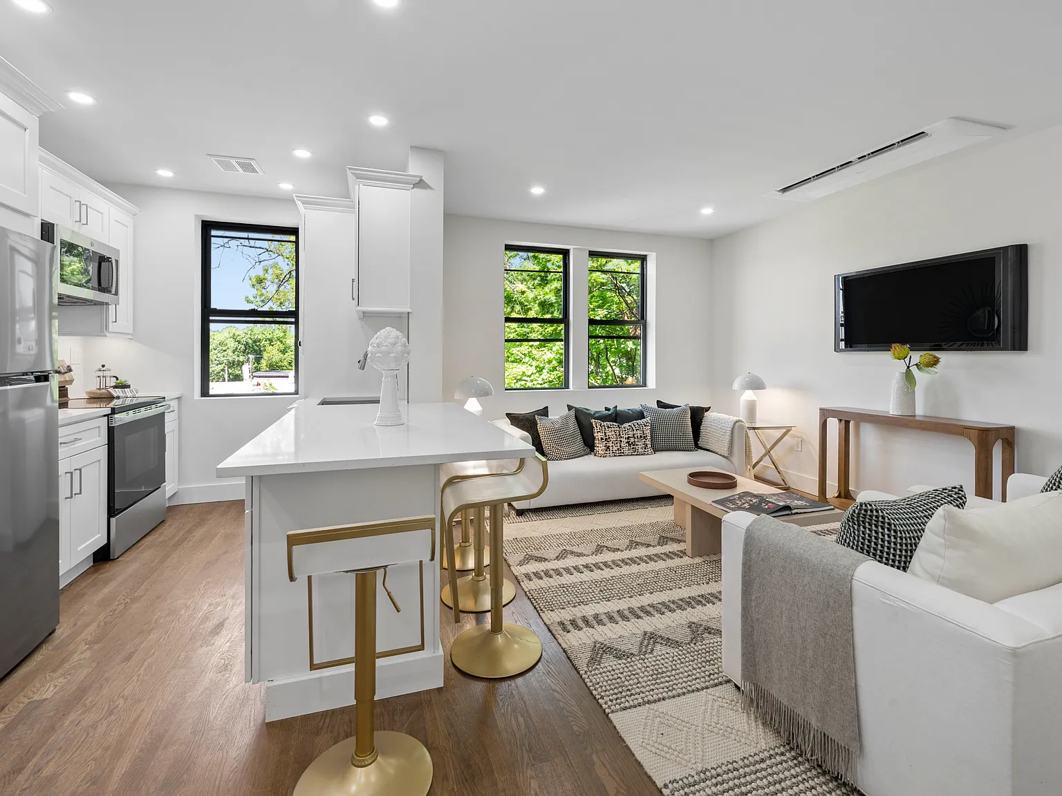 214 Fifth Ave - 14 — Photo 3