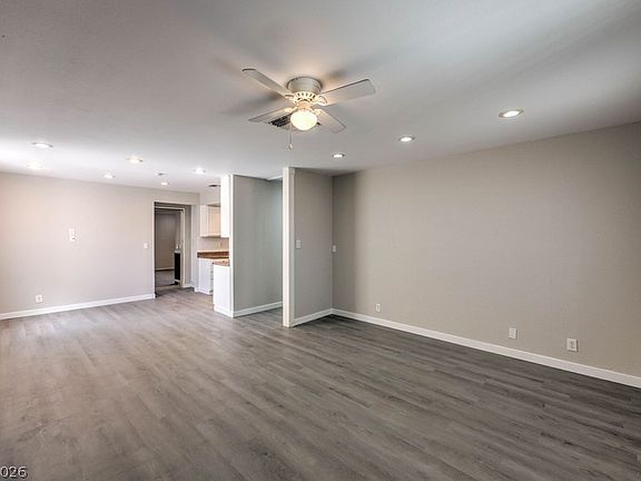 5th image of 1867 Renada Cir