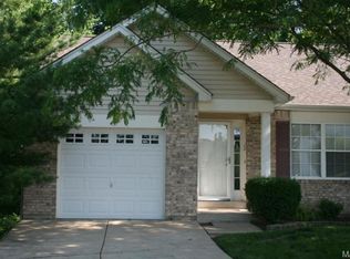 45 Parkway Villas Ct, Saint Charles, MO 63303