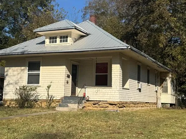 2122 Denver St, Muskogee, OK 74401