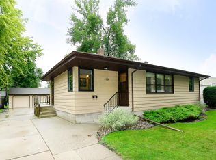 419 23rd Ave S, Grand Forks, ND 58201
