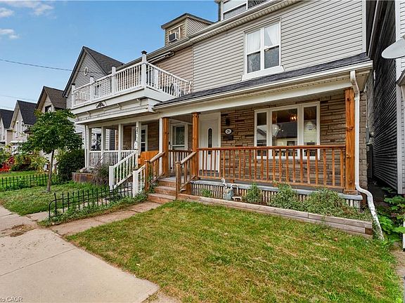 3rd image of 29 Shaw St
