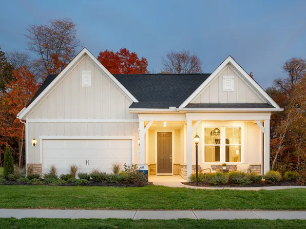 695 Satori Ln, Lewis Center, OH 43035