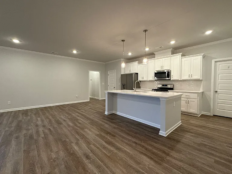 102 Ranna Dr — Photo 11
