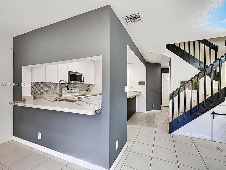 5843 Woodlands Blvd #5843 — Photo 1